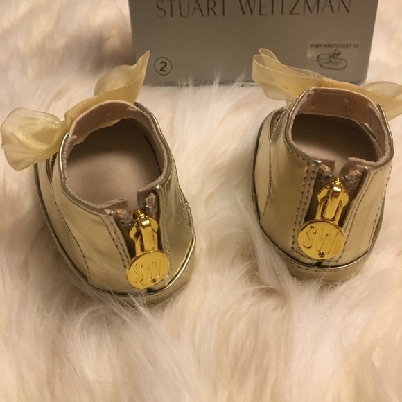 Gold Stuart Weitzman Baby Nantucket Shoes Size 2 - Picture 4 of 7
